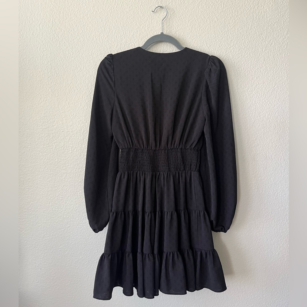 NWT Gianni Bini Talia Long Sleeve Smocked Waist Tiered Hem Black Dress Size XS - Picture 3 of 12